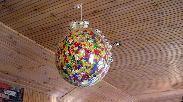 আশ্চর্য বেলুন